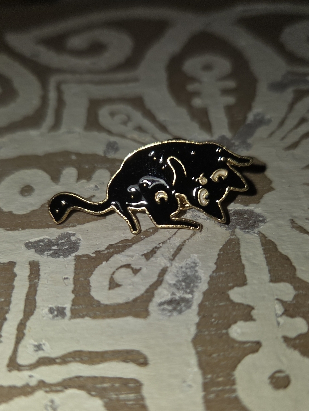 Black Cat Enamel Pin - Gold Outline